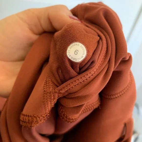 Lululemon Wunder Train High-Rise Tight 25" in Dark Terracotta - Picture 6 of 7